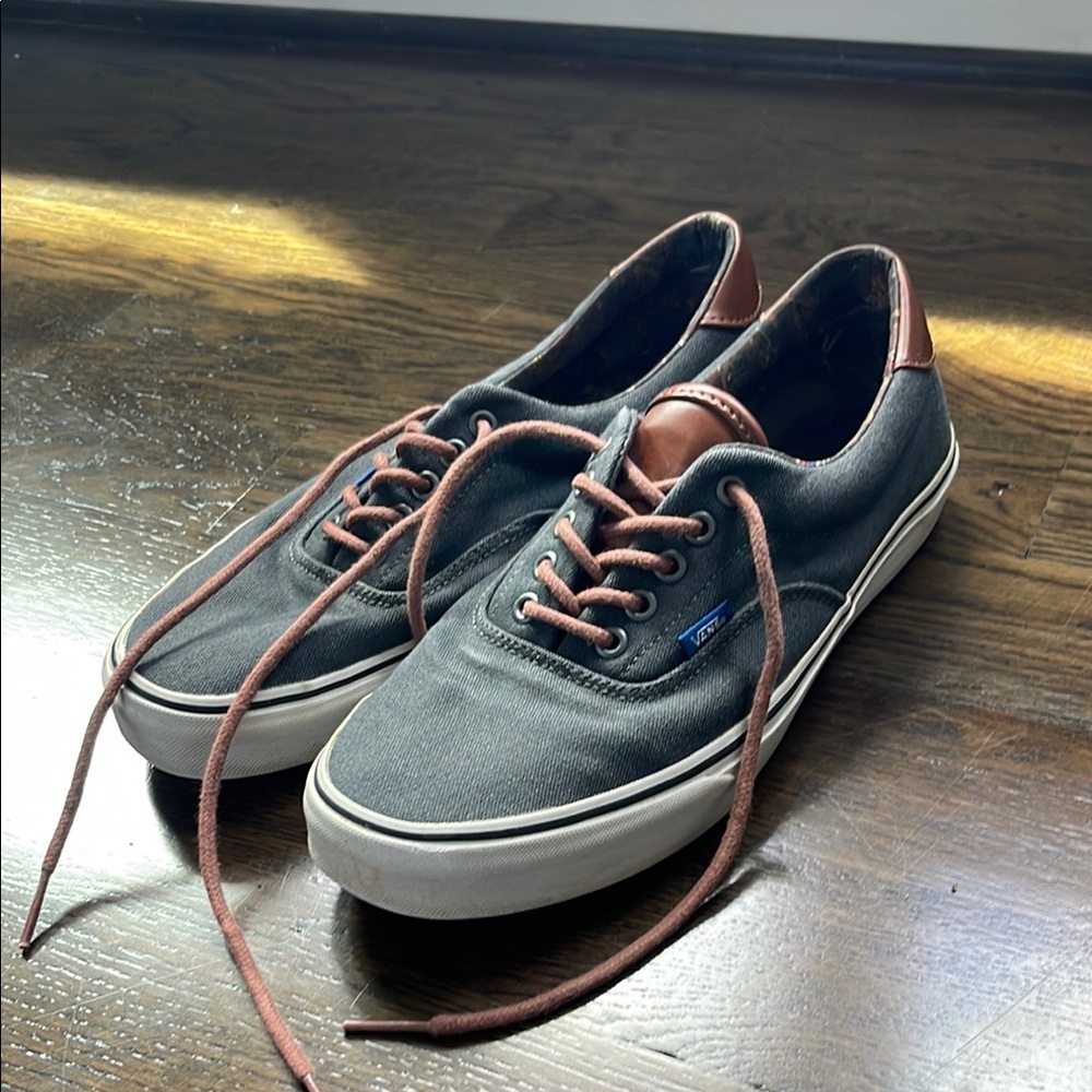 Vans Men's 11 Authentic Gray with brown laces